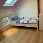 Welcome Home, Price , Fast Wlan, Netflix, Washing, Drying, Big Tv, Space, Free Parking, 4big 100m2, Smoking Place Outside On, Try Out And Visit Us شقة