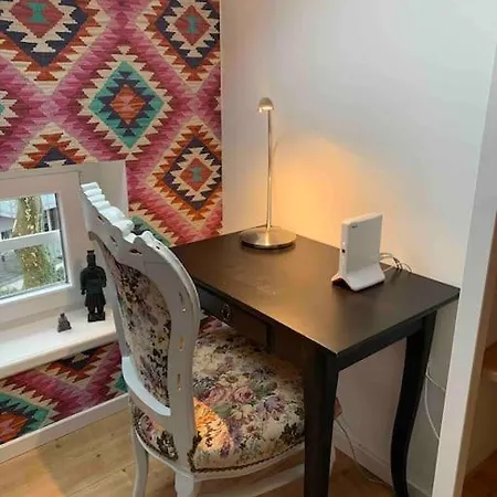 Welcome Home, Price , Fast Wlan, Netflix, Washing, Drying, Big Tv, Space, Free Parking, 4big 100m2, Smoking Place Outside On, Try Out And Visit Us