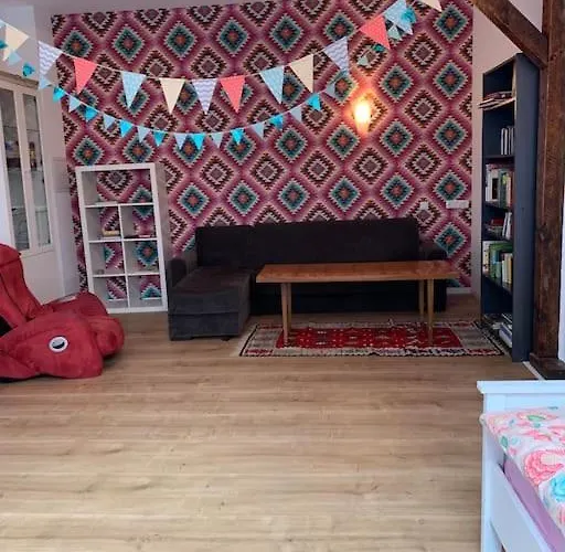 Appartamento Welcome Home, Price , Fast Wlan, Netflix, Washing, Drying, Big Tv, Space, Free Parking, 4big 100m2, Smoking Place Outside On, Try Out And Visit Us Oberhausen (North Rhine-Westphalia)