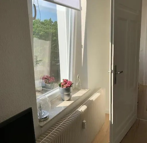 Welcome Home, Price , Fast Wlan, Netflix, Washing, Drying, Big Tv, Space, Free Parking, 4big 100m2, Smoking Place Outside On, Try Out And Visit Us